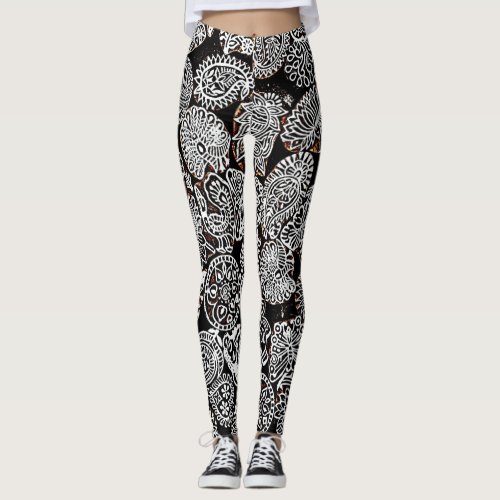 Comfy Hipster Leggings Black & White Paisley