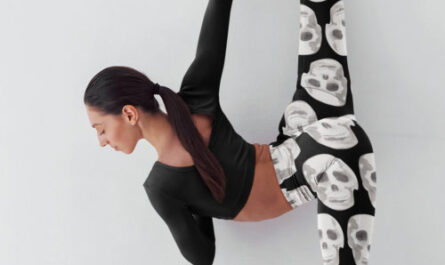 Scary Scull Black & White Pattern|Happy Halloween Leggings
