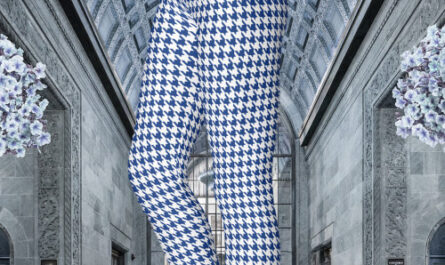 White & Navy Blue Houndstooth Leggings
