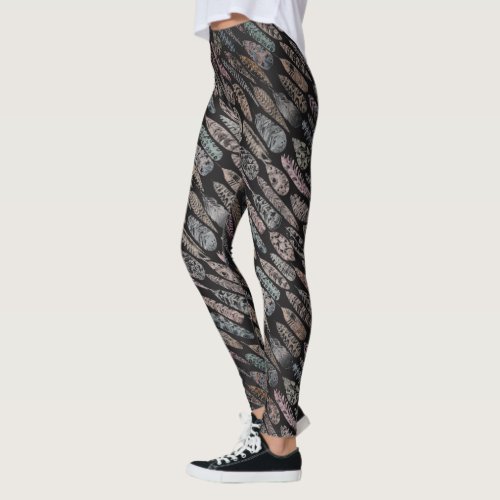 Dark Tone Feather Pattern on Black Printed Legging
