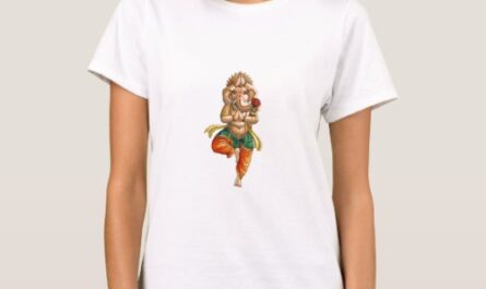 Ganesha in a Vrksasana (Tree) Yoga Pose T-Shirt